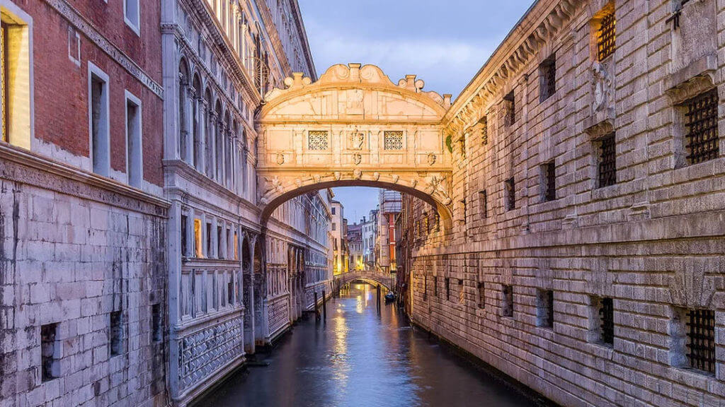 Что посмотреть в Венеции: Мост Вздохов