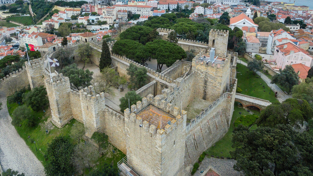 Замок Святого Георгия в Лиссабоне