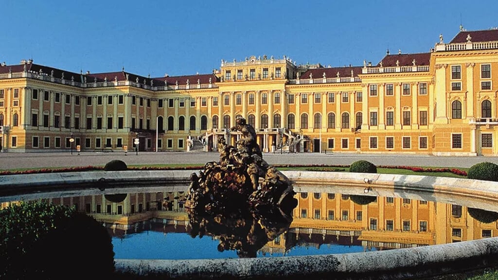 дворец Шенбрунн в Вене