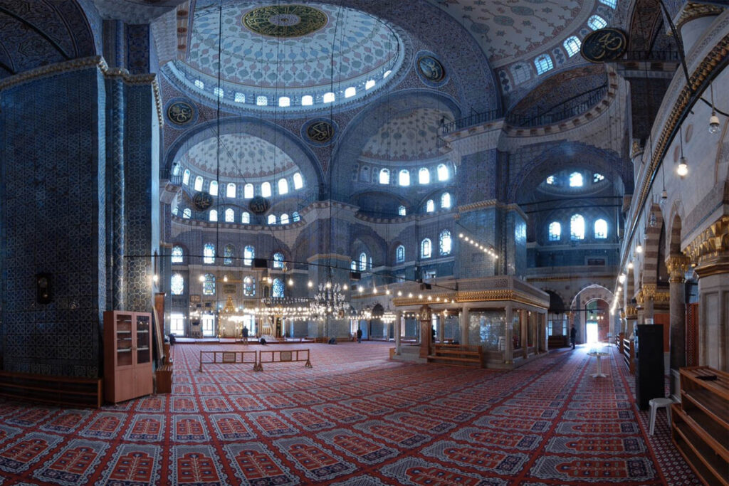 мечеть Султанахмет (Голубая мечеть) в Стамбуле
