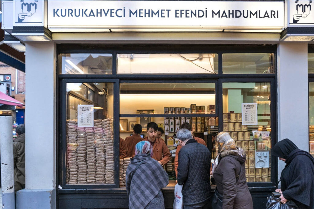 Кофейня Kurukahveci Mehmet Efendi в Стамбуле